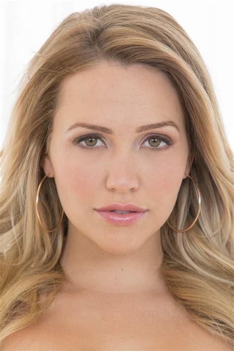 mia molkova|Mia Malkova : r/MiaMalkova